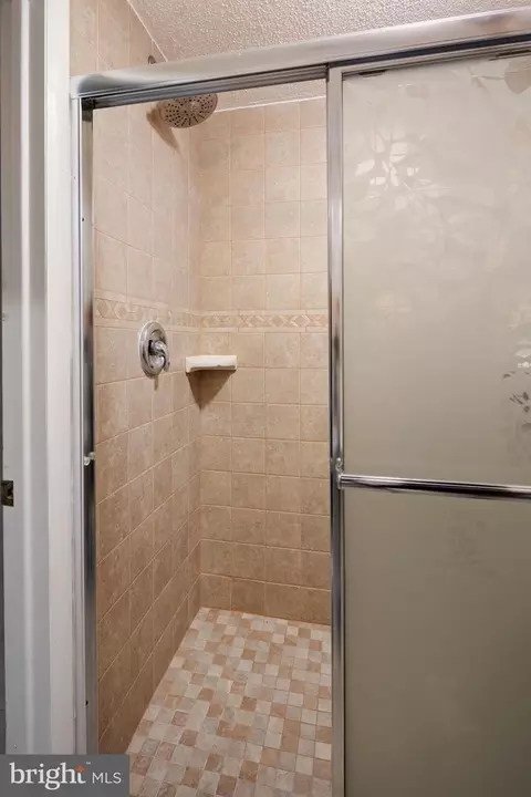 8431 Kenton Rd, Pasadena, MD 21122 photo 27