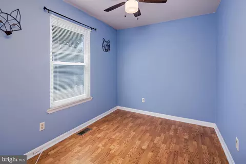 8431 Kenton Rd, Pasadena, MD 21122 photo 20