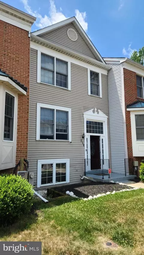 236 Saint Michaels Cir, Odenton, MD 21113