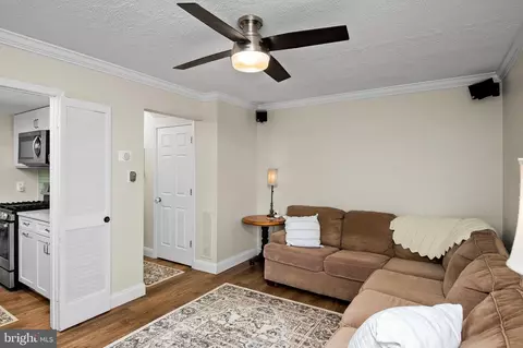 1996 Cambridge Dr, Crofton, MD 21114 photo 9