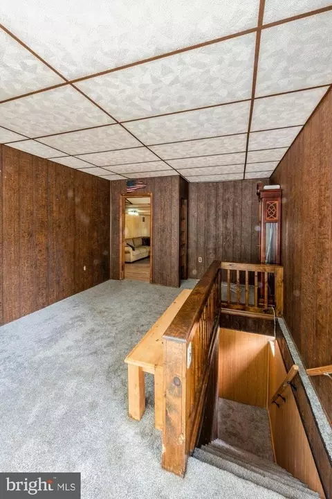 Entry Way - 1099 Locust Dr, Pasadena, MD 21122 photo 5 of 5