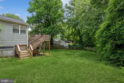 Exterior - 1099 Locust Dr, Pasadena, MD 21122 photo 4 of 5