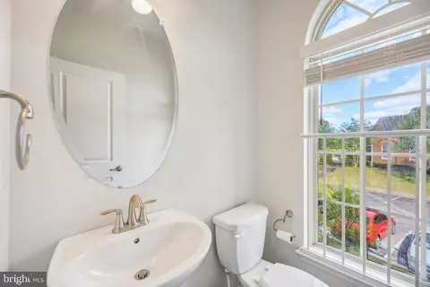 7817 Rosella Ln, Jessup, MD 20794 photo 13