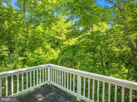 Exterior - 7753 Everd Ave, Pasadena, MD 21122 photo 3 of 7
