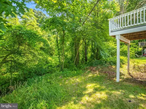 Exterior - 7753 Everd Ave, Pasadena, MD 21122 photo 6 of 7
