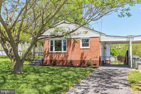 318 5 Ferndale Rd, Glen Burnie, MD 21061