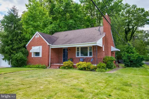 107 Phelps Ave, Glen Burnie, MD 21060