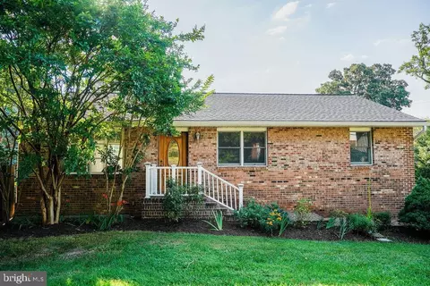 1132 Skyway Dr, Annapolis, MD 21409
