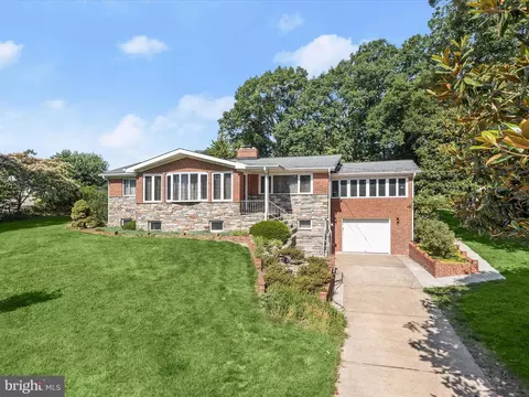 7434 Hickory Ln, Hanover, MD 21076