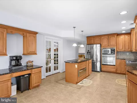Kitchen - 1080 Broadview Dr, Annapolis, MD 21409 photo 4 of 5