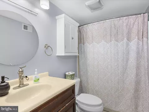 Bath - 1080 Broadview Dr, Annapolis, MD 21409 photo 1 of 5