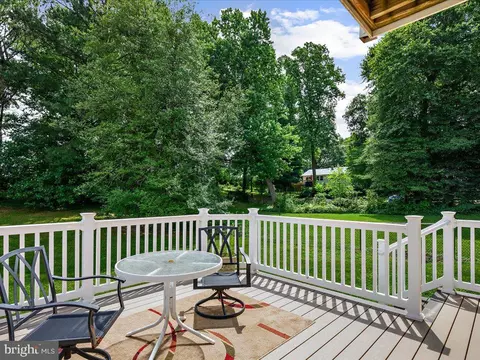 Exterior - 1080 Broadview Dr, Annapolis, MD 21409 photo 2 of 9