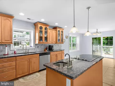 Kitchen - 1080 Broadview Dr, Annapolis, MD 21409 photo 2 of 5
