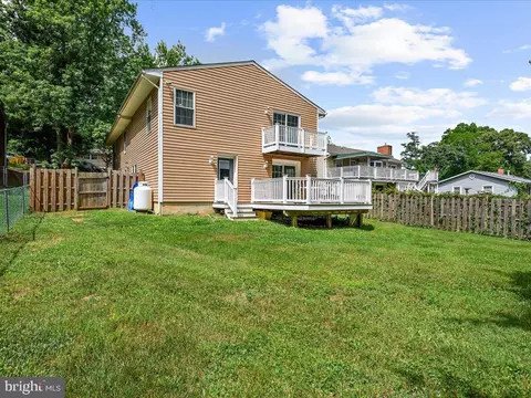 Exterior - 1080 Broadview Dr, Annapolis, MD 21409 photo 7 of 9