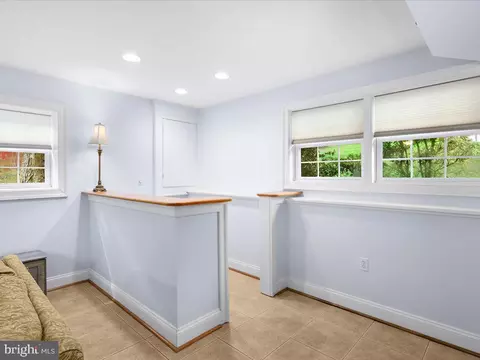 Entry Way - 1080 Broadview Dr, Annapolis, MD 21409 photo 1 of 3