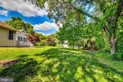 Exterior - 1909 Cameron Ridge Rd, Hanover, MD 21076 photo 6 of 10