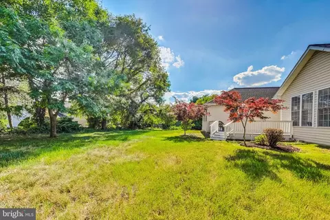 Exterior - 1909 Cameron Ridge Rd, Hanover, MD 21076 photo 7 of 10