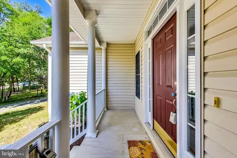 Exterior - 1909 Cameron Ridge Rd, Hanover, MD 21076 photo 2 of 10