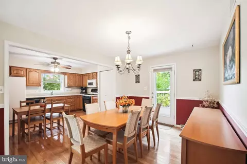 963 Juliet Ln, Arnold, MD 21012 photo 8