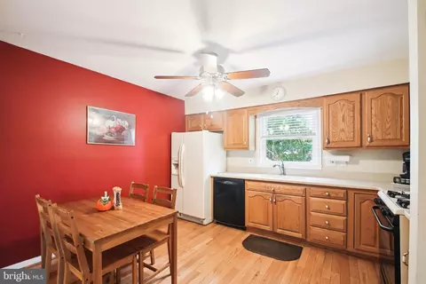 963 Juliet Ln, Arnold, MD 21012 photo 6