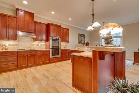 Kitchen - 5708 Iron Stone Rd, Lothian, MD 20711 photo 2 of 5
