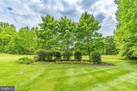 Exterior - 5708 Iron Stone Rd, Lothian, MD 20711 photo 14 of 23