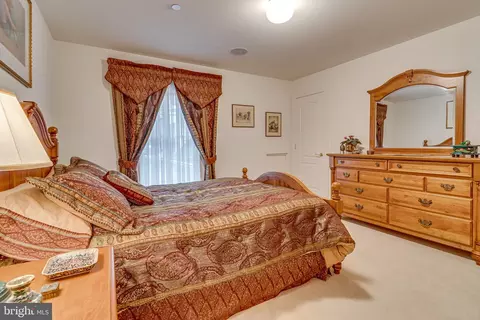 Bedroom - 5708 Iron Stone Rd, Lothian, MD 20711 photo 10 of 13