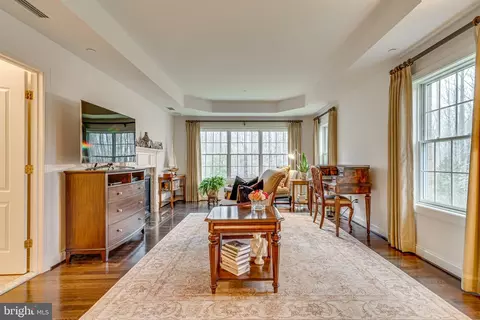 Living - 5708 Iron Stone Rd, Lothian, MD 20711 photo 9 of 11