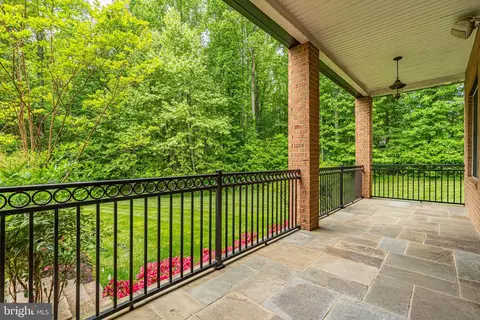 Exterior - 5708 Iron Stone Rd, Lothian, MD 20711 photo 7 of 23