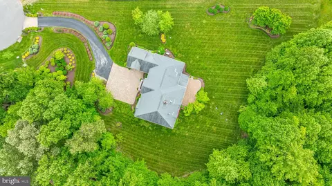 View/Area - 5708 Iron Stone Rd, Lothian, MD 20711 photo 3 of 4