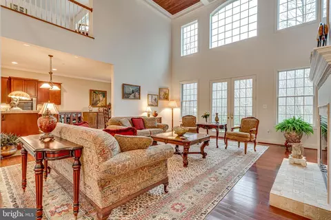 Living - 5708 Iron Stone Rd, Lothian, MD 20711 photo 4 of 11