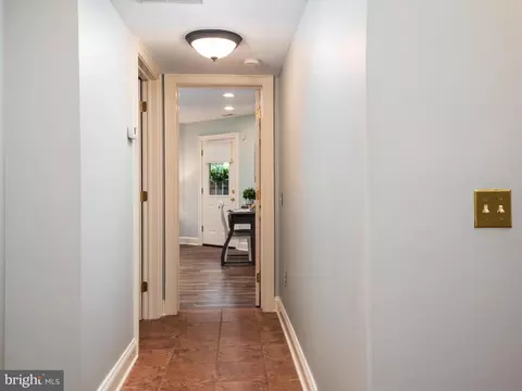 Entry Way - 407 Beards Dock Xing, Annapolis, MD 21403 photo 8 of 8