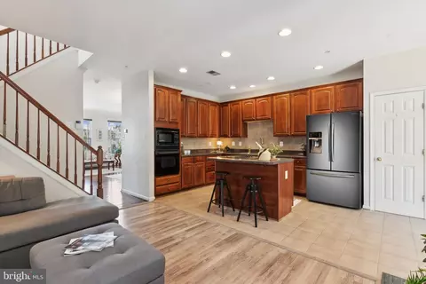 Kitchen - 82 Two Rivers Dr, Edgewater, MD 21037 photo 3 of 3