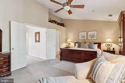 Bedroom - 82 Two Rivers Dr, Edgewater, MD 21037 photo 2 of 5