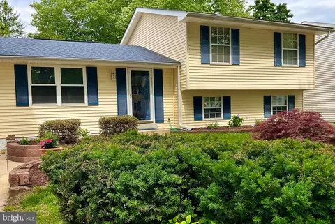 7909 Kings Bench Pl, Pasadena, MD 21122