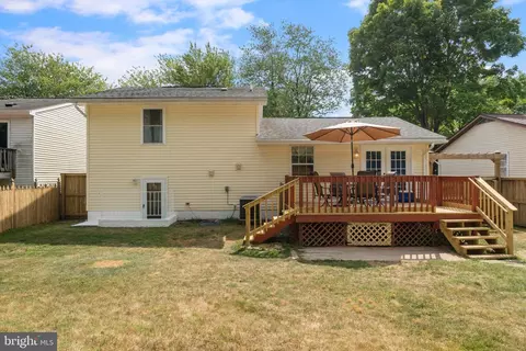7909 Kings Bench Pl, Pasadena, MD 21122 photo 27
