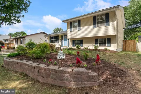 7909 Kings Bench Pl, Pasadena, MD 21122 photo 6
