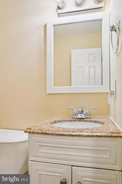 Bath - 1225 Brunswick Ct, Arnold, MD 21012 photo 1 of 6