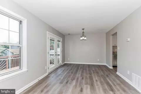 Living - 1708 Potomac Rd, Edgewater, MD 21037 photo 3 of 3