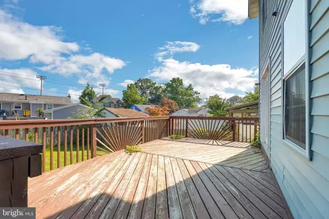 Exterior - 1708 Potomac Rd, Edgewater, MD 21037 photo 3 of 4