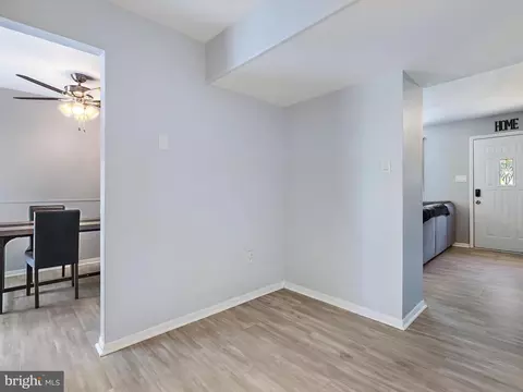 Entry Way - 294 Ternwing Dr, Arnold, MD 21012 photo 1 of 1