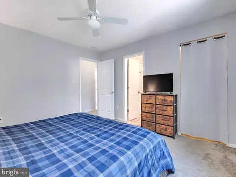 Bedroom - 294 Ternwing Dr, Arnold, MD 21012 photo 2 of 8