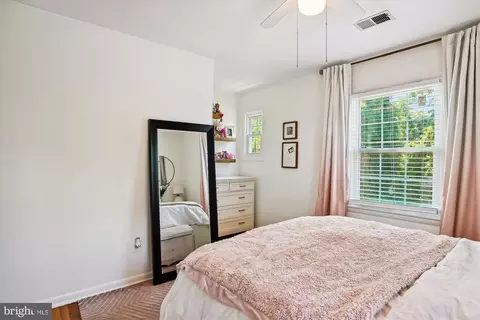 Bedroom - 1157 Hampton Rd, Annapolis, MD 21409 photo 10 of 11