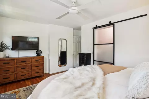 Bedroom - 1157 Hampton Rd, Annapolis, MD 21409 photo 4 of 11