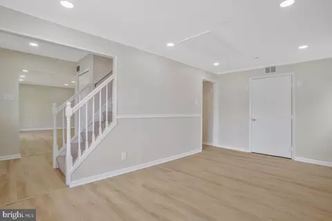 Entry Way - 622 Chapelview Dr, Odenton, MD 21113 photo 9 of 9