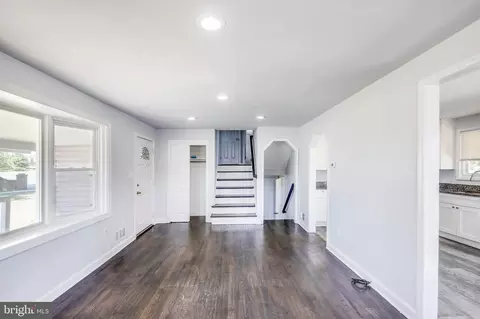 2 Appian Way, Pasadena, MD 21122 photo 9