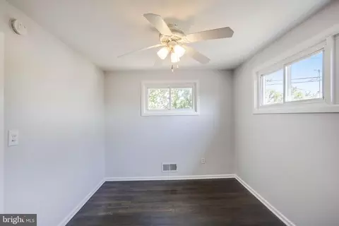 2 Appian Way, Pasadena, MD 21122 photo 20