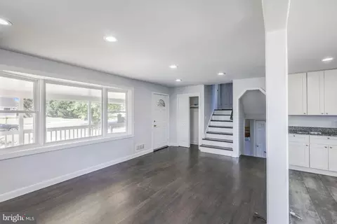 2 Appian Way, Pasadena, MD 21122 photo 7