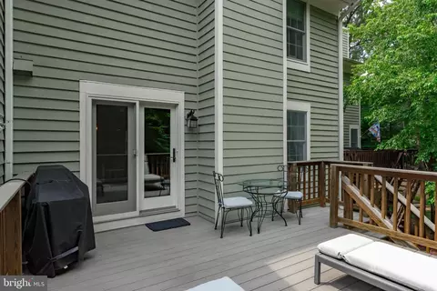 Exterior - 136 Spring Place Way, Annapolis, MD 21401 photo 6 of 9