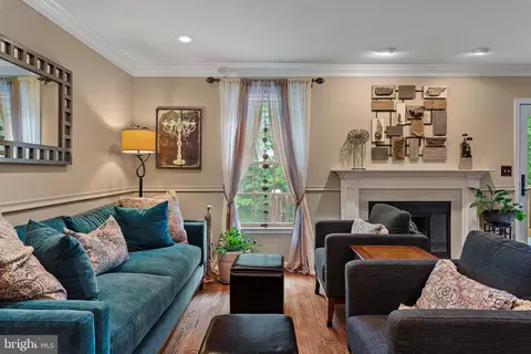 Living - 136 Spring Place Way, Annapolis, MD 21401 photo 3 of 5